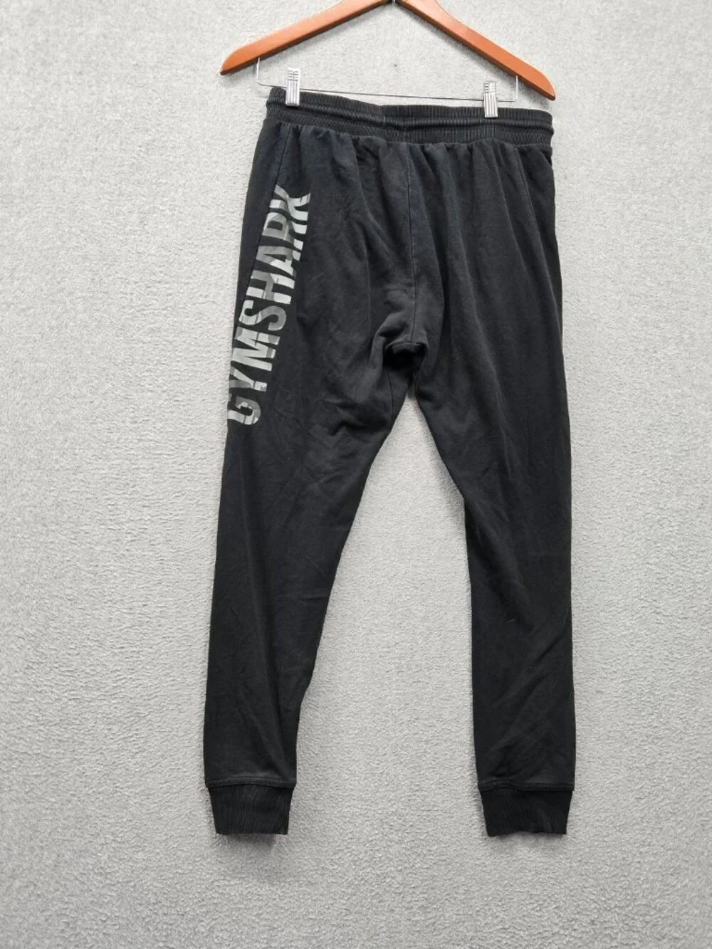 Gymshark Men Activewear Pants M Black Joggers Logo Drawstring 26
